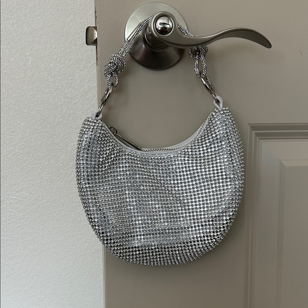 Glamorous Silver Women's Hand Bag